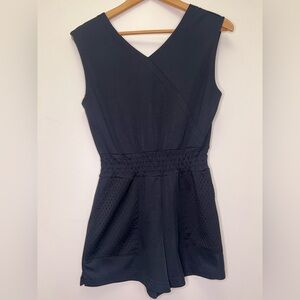 Nike Dri-FIT Black Romper Athletic Sleeveless V-Neck Shorts Jumpsuit S